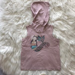 Tea Collection hooded, sleeveless Tee
